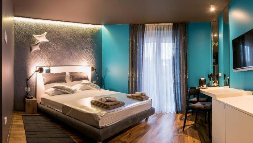 Deluxe Værelse m. Balkon, Design B&b Bacvice Arti