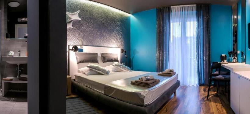 Deluxe Værelse m. Balkon, Design B&b Bacvice Arti