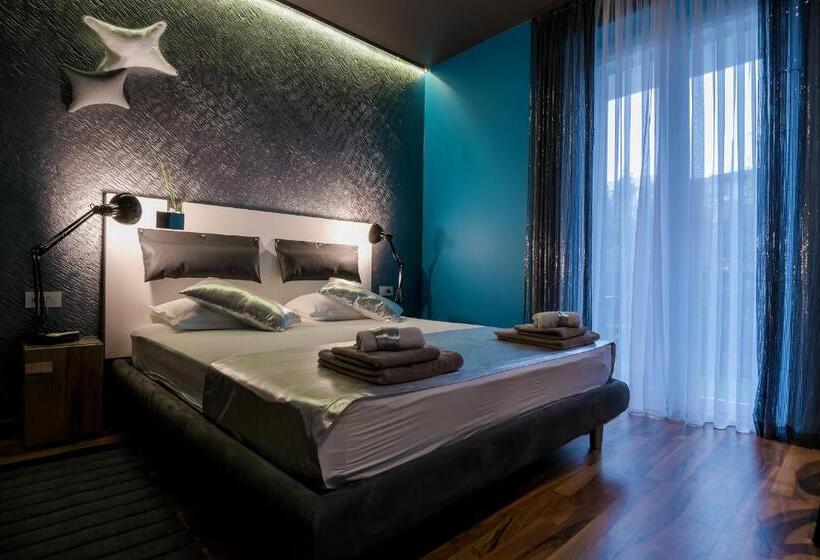 Deluxe Værelse m. Balkon, Design B&b Bacvice Arti