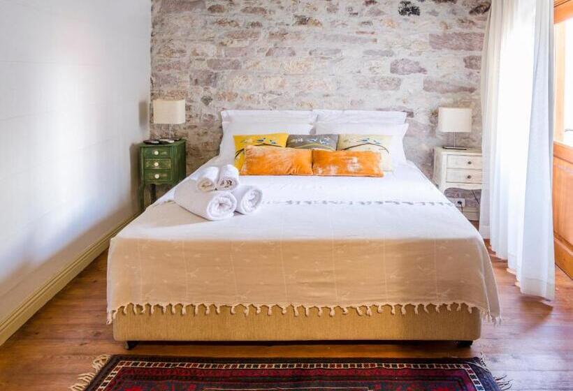 חדר סטנדרט, Macaron Konagi