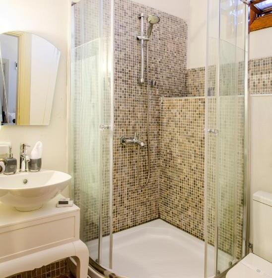 חדר סטנדרט יחיד, Macaron Konagi