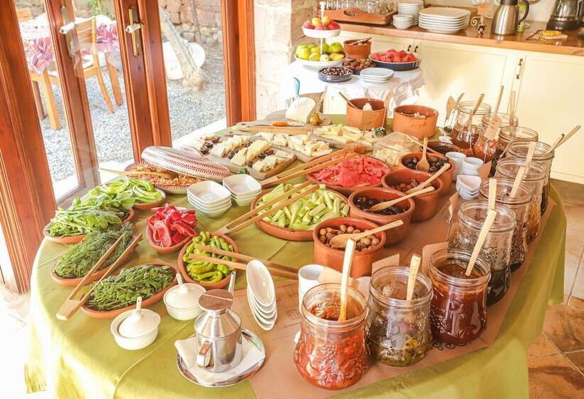 חדר סטנדרט יחיד, Macaron Konagi