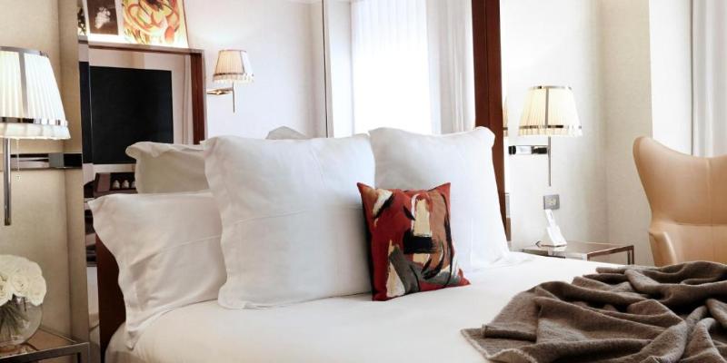 سوئیت با بالکن, Park Ave