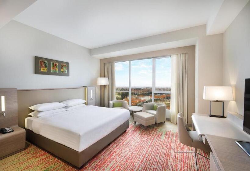 اتاق لوکس با تخت بزرگ, Park Mall Hotel & Conference Center