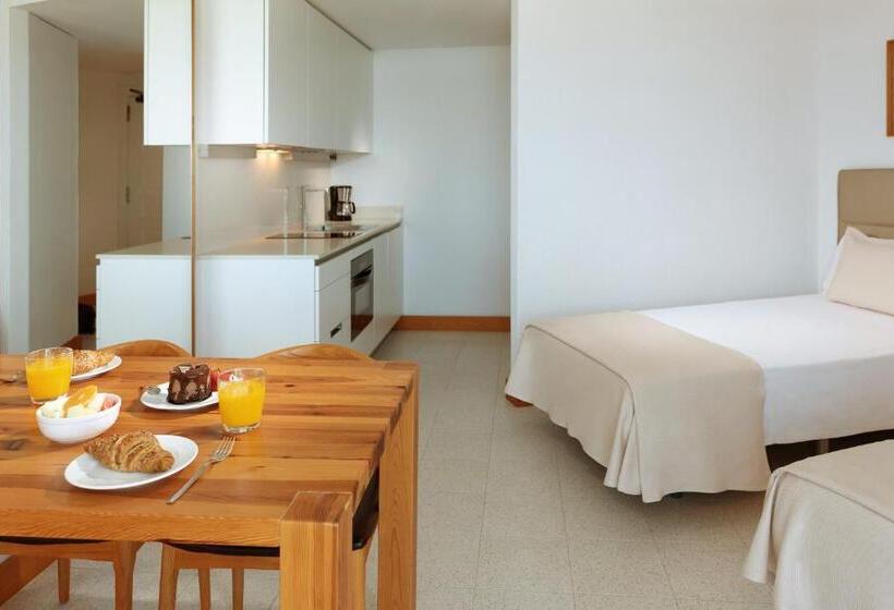 Студия Superior, Parque Santiago IV Official