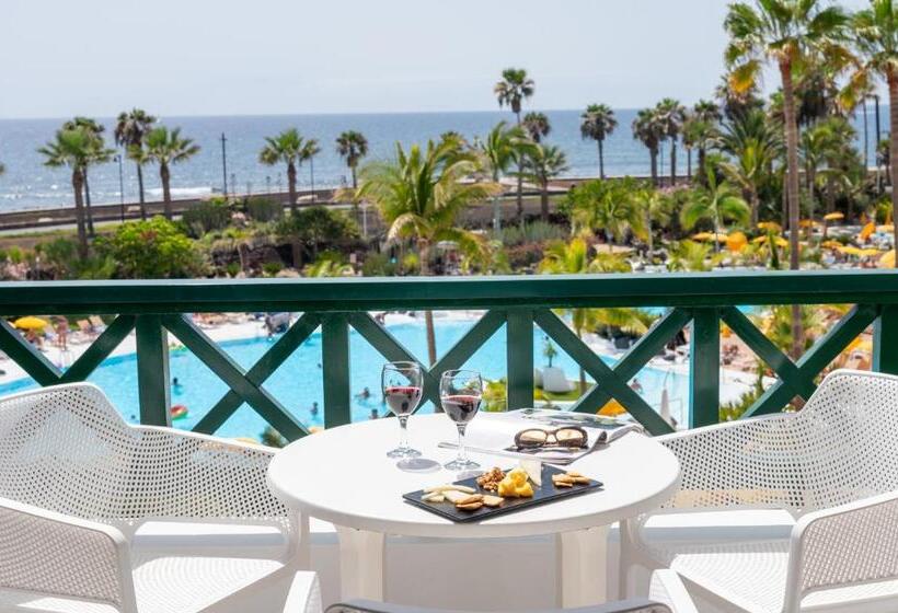 Superior 2-bedroom flat with sea view, Parque Santiago IV Official