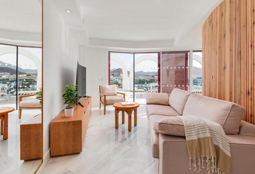 Люкс 2 Спальни, Parque Santiago IV Official