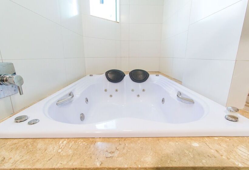 Quarto deluxe, Portal Beach  Rede Soberano