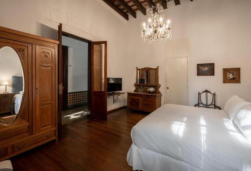 חדר דחוקס עם מיטת קינג, Posada Manuel Lobo