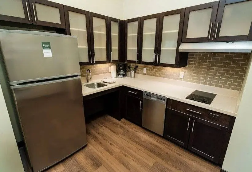 2ベッドスイートルーム, Staybridge Suites Newark Fremont, An Ihg