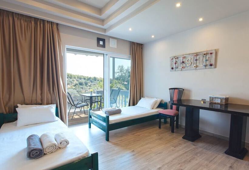 四人豪华间, Sunny Place Resort