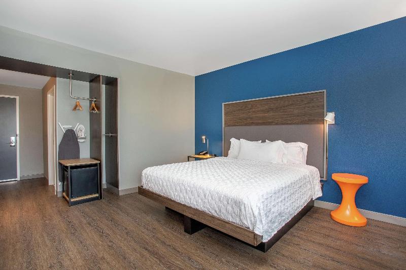 带大床的标准间, Tru By Hilton Salt Lake City Midvale