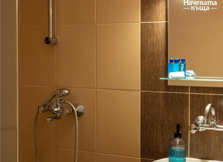 스탠다드 트리플 룸, Guest House Nachevata Kashta