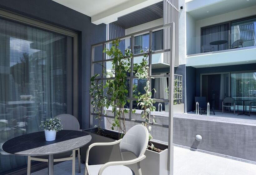 디럭스 스위트, Serenity Suites