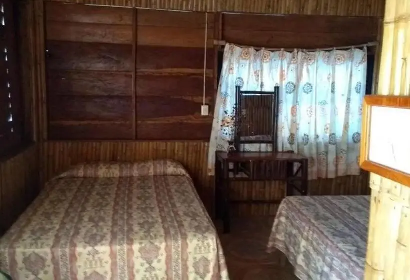 اتاق استاندارد سه نفره, Cabanas Cascadas Encantadas