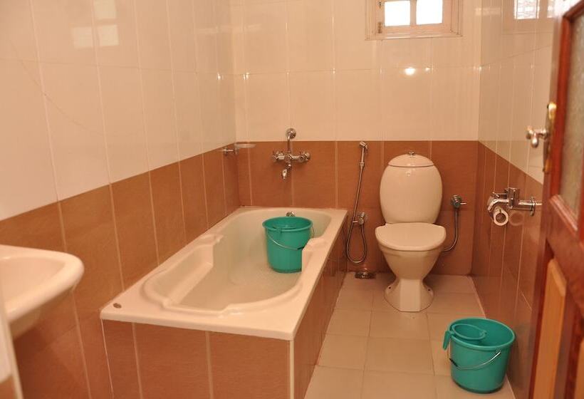 סוויטה, Lilly's Valley Resort