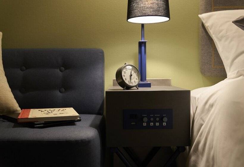 Camera Standard Individuale, Resol Yokohama Sakuragicho