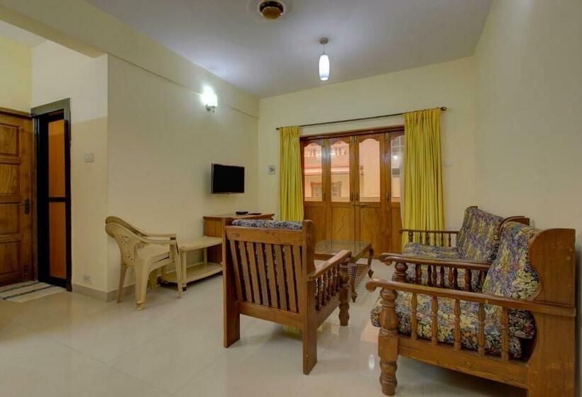 带1个卧室的带阳台的公寓, Saikunj Holiday Homes