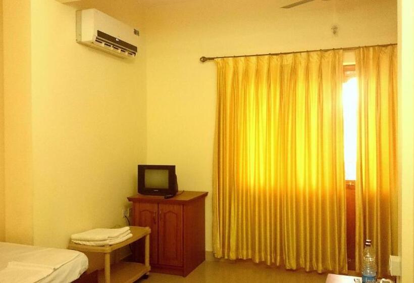 Студио Стандарт с Балконом, Saikunj Holiday Homes