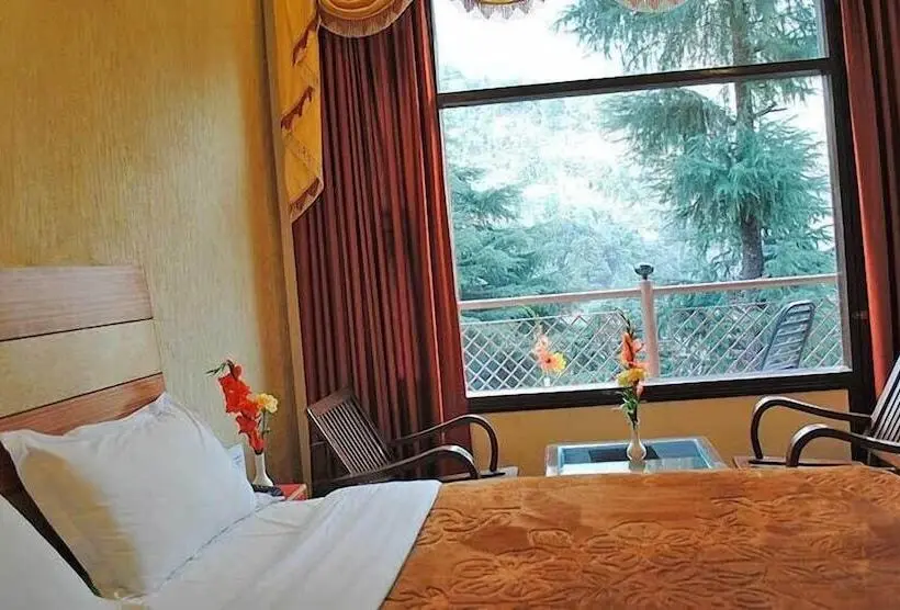 اتاق استاندارد, Moon Walk Residency, Dharamshala