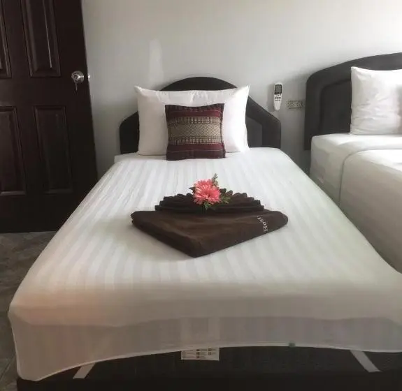 3-Bett-Standardzimmer, Nest Hostel Lipe
