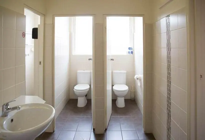 バス共有のスタンダードルーム, Royal Hotel Wyong