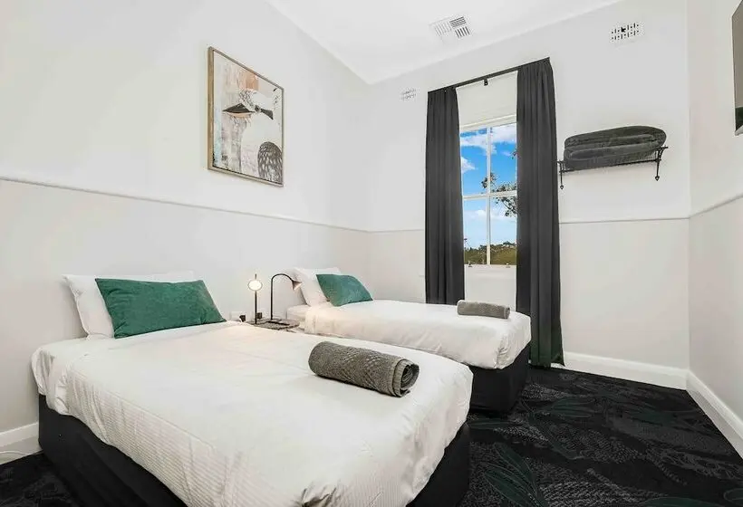 バス共有のスタンダードルーム, Royal Hotel Wyong