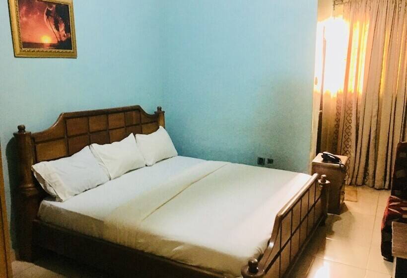 اتاق استاندارد, Omo Lucas Hotel & Suites