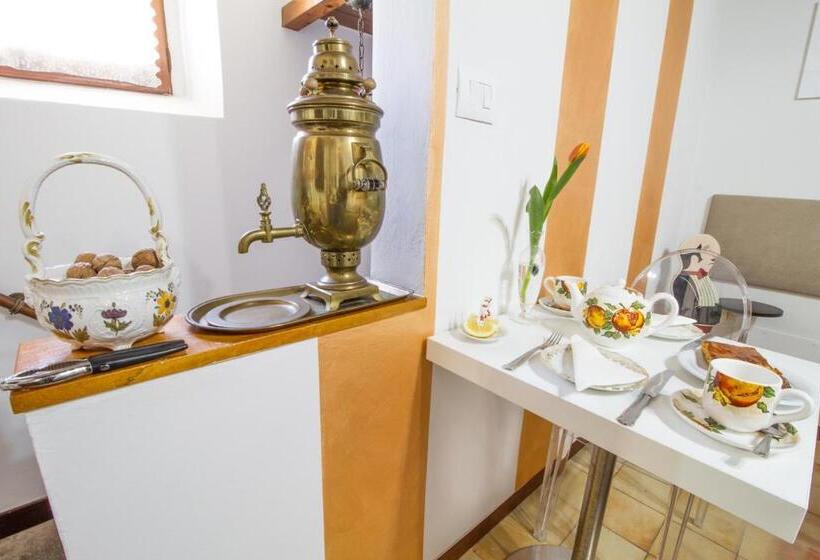 בית, 4 חדרי שינה, B&b Palazzi