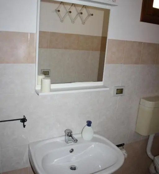 Standard Kolmen Hengen Huone, Casale Corcella