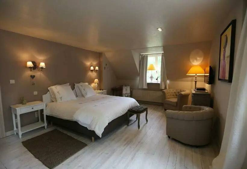 Deluxe-huone, La Roseraie