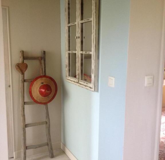 Номер Deluxe, La Roseraie