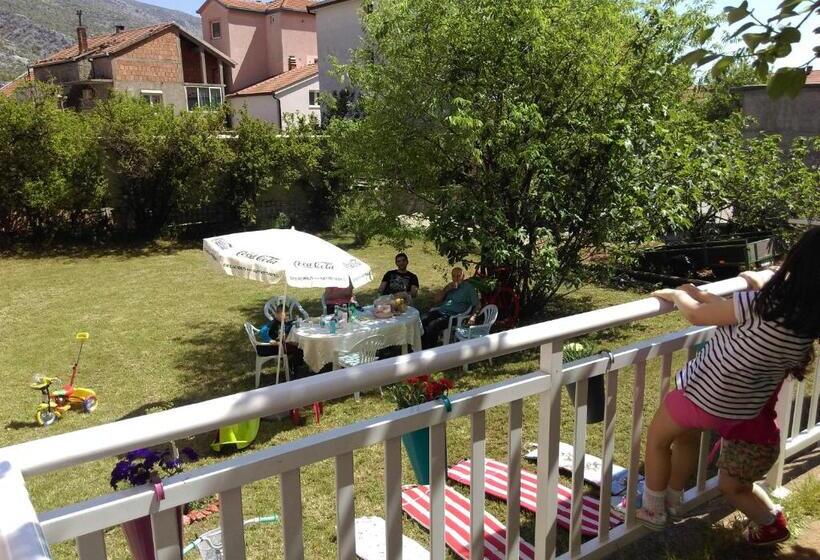 غرفة كومفورت ثلاثية, Pansion Ponte