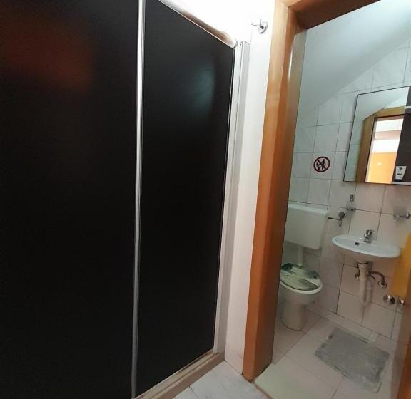 غرفة كومفورت ثلاثية, Pansion Ponte