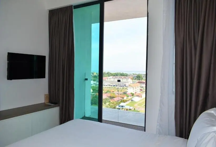 スタンダードスタジオ, D Wharf Hotel & Serviced Residence