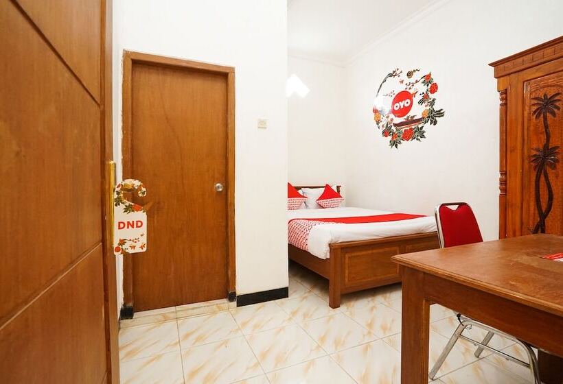 标准间, Karolin Syariah Homestay by OYO Rooms