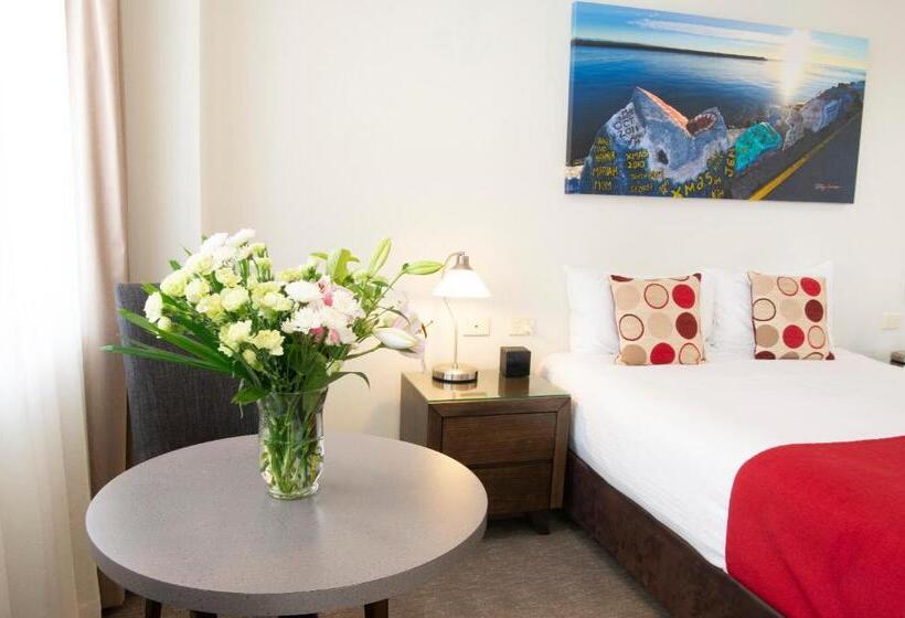 Номер Стандарт, Rockpool Motor Inn