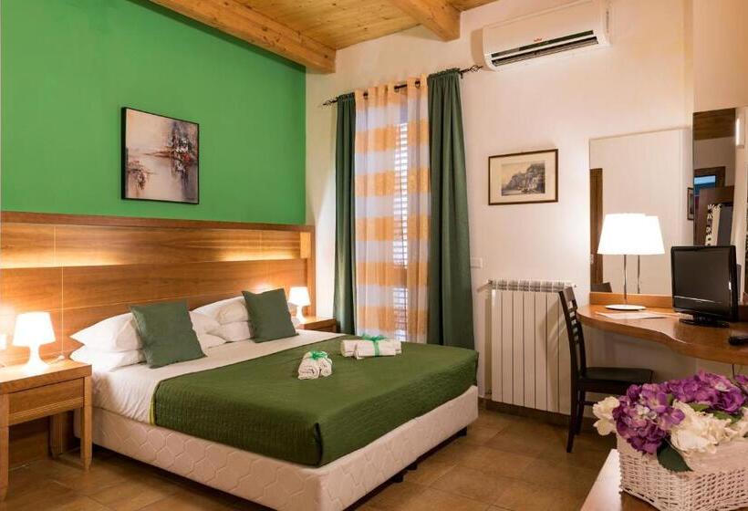 标准间, Murat Guesthouse