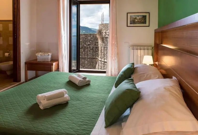 اتاق لوکس با چشمانداز دریا, Murat Guesthouse