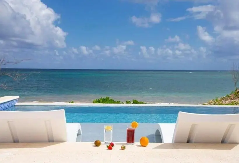 سوئیت 2 خوابه, Sailrock South Caicos   Island Hop Flight Included
