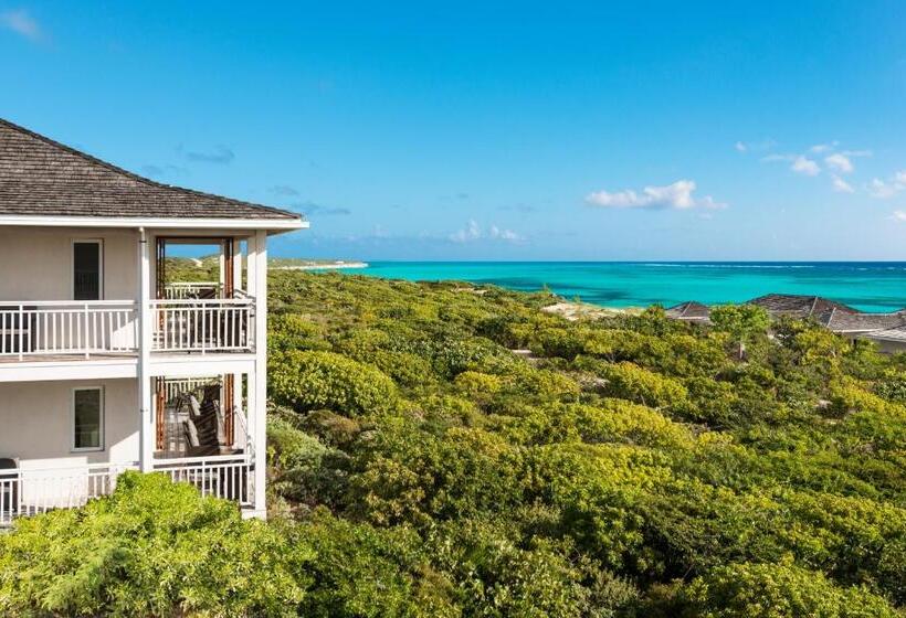 オーシャンビュースイート, Sailrock South Caicos   Island Hop Flight Included