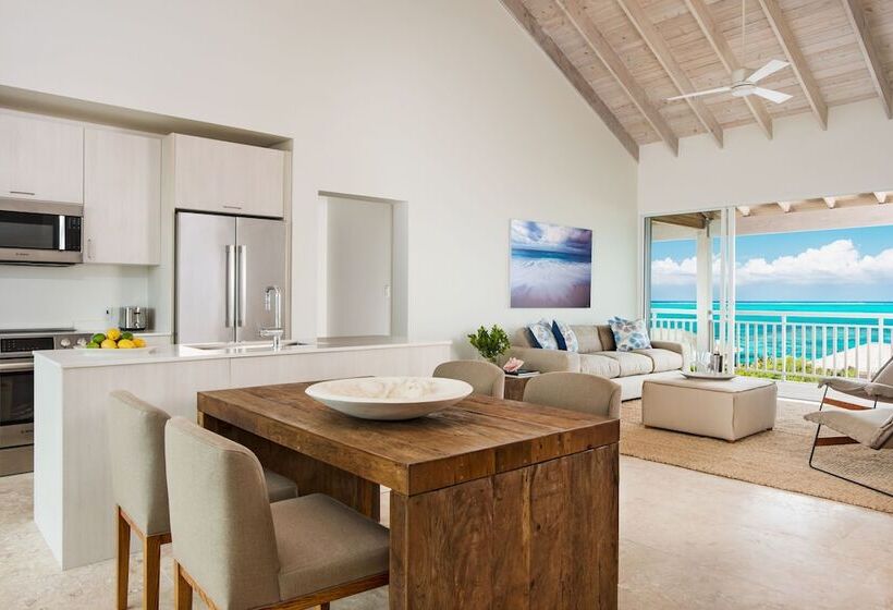 オーシャンビュースイート, Sailrock South Caicos   Island Hop Flight Included