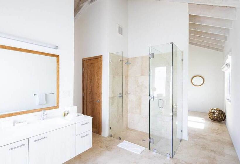 ビラホテル１ベッドルーム, Sailrock South Caicos   Island Hop Flight Included