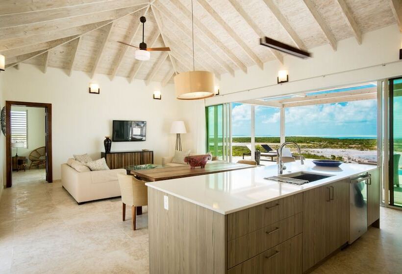 ツーベッドルーム　ヴィラ, Sailrock South Caicos   Island Hop Flight Included