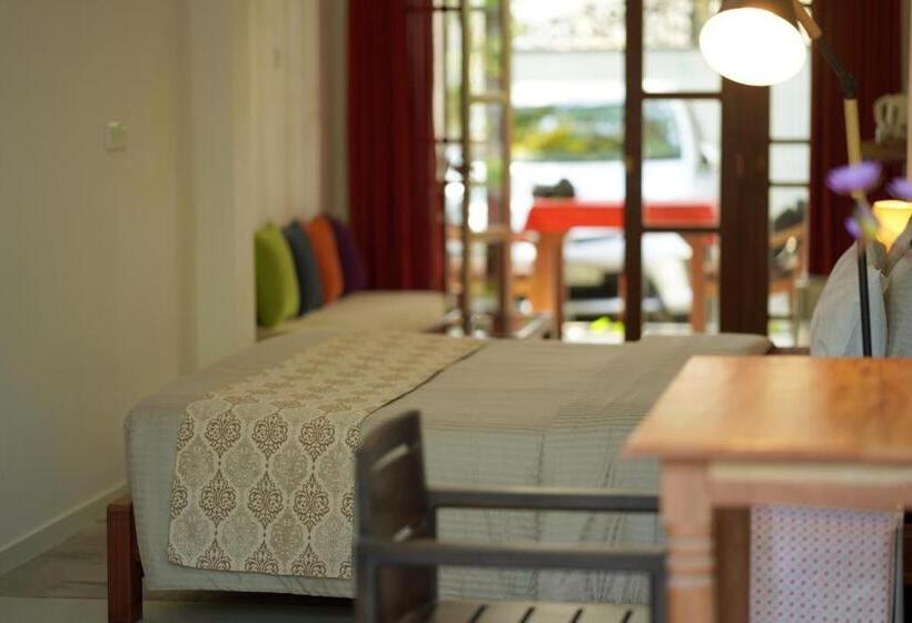 Номер Deluxe, Temple Tree