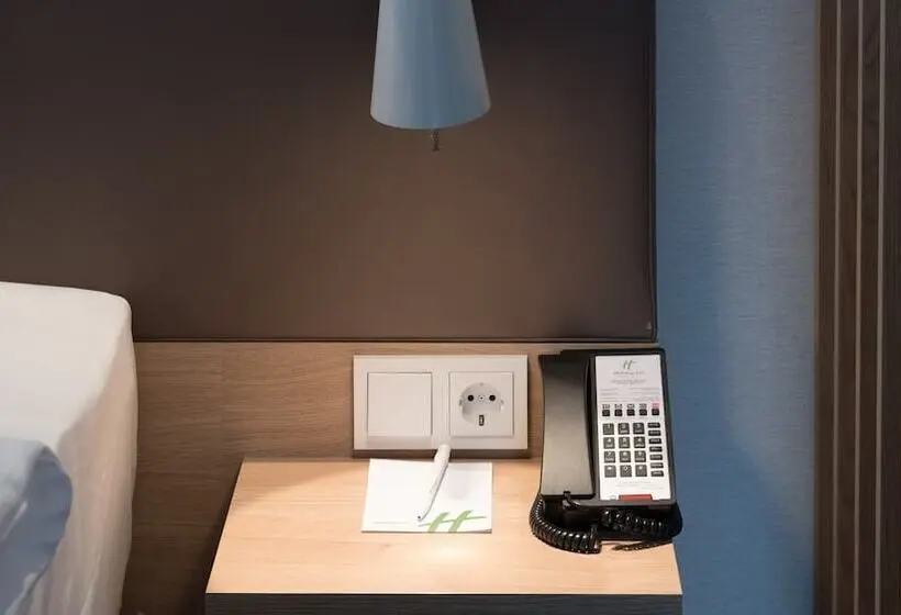 Standard-huone, Holiday Inn Hamburg Berliner Tor, An Ihg