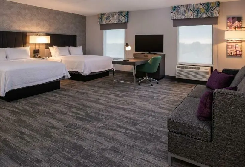 استودیوی استاندارد, Hampton Inn & Suites Winstonsalem Downtown