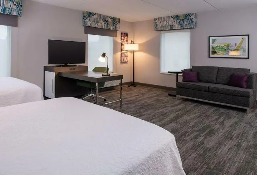 استودیوی استاندارد, Hampton Inn & Suites Winstonsalem Downtown