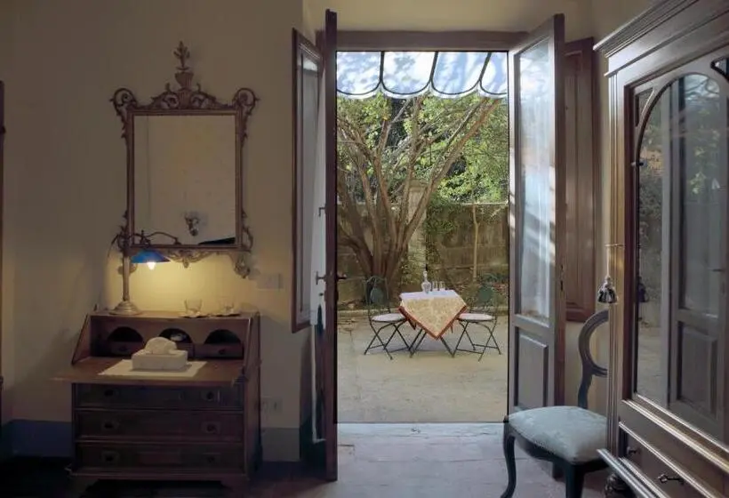 スタンダードインサイドビュールーム, Villa La Dogana