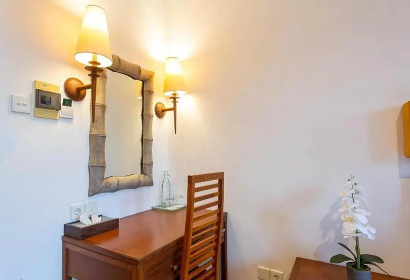 Standard Yhden Hengen Huone, Starloka Saba Bali